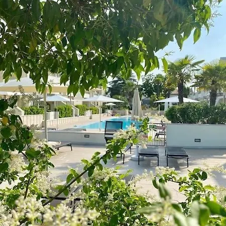 Lido Centro Con Piscina Apartment